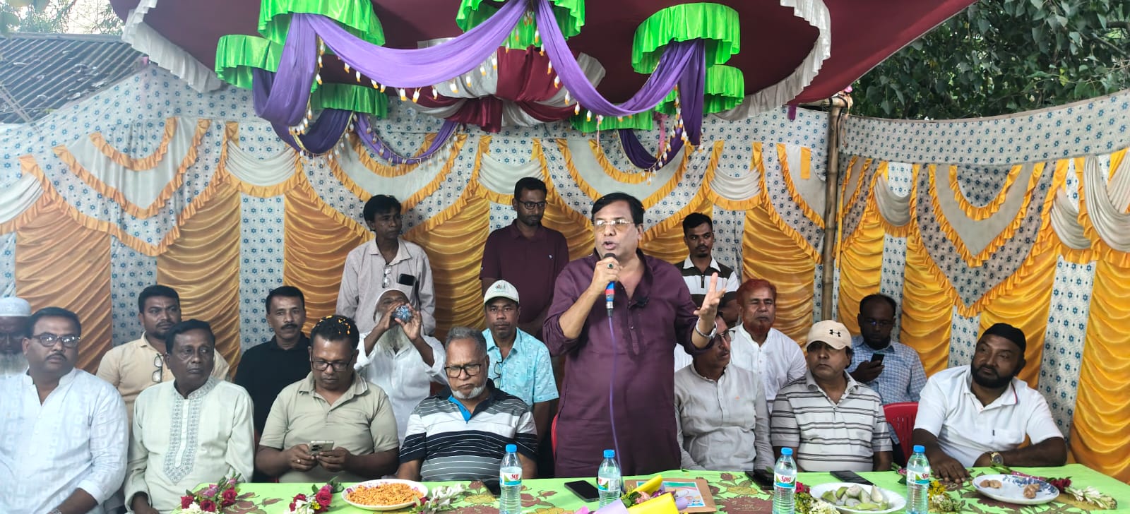 শার্শায় ১৭ পূজামণ্ডপ পরিদর্শন, বিএনপি নেতাদের শুভেচ্ছা বিনিময়