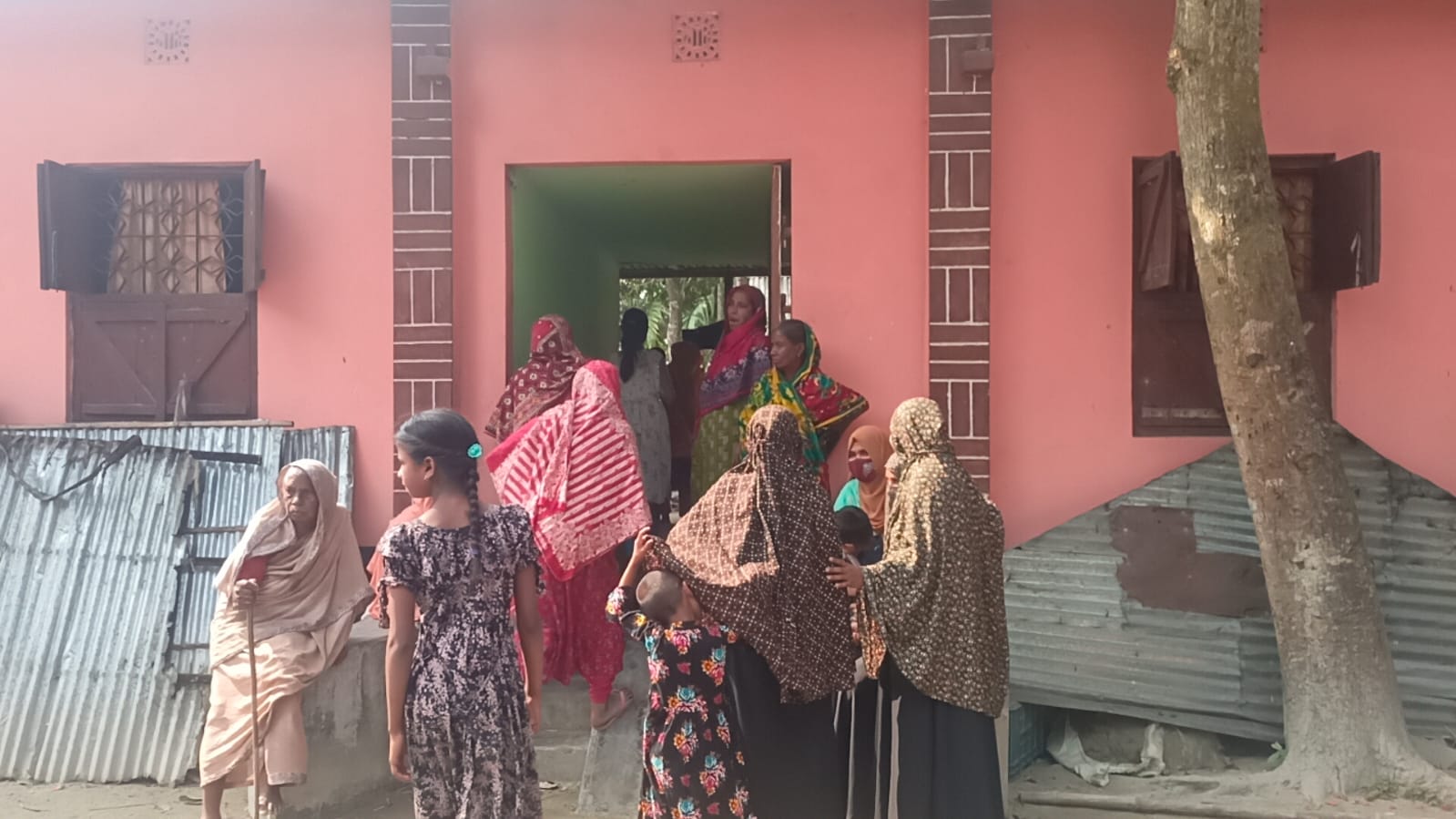 সুন্দরগঞ্জে জমি বিরোধের জেরে পিটিয়ে হত্যা
