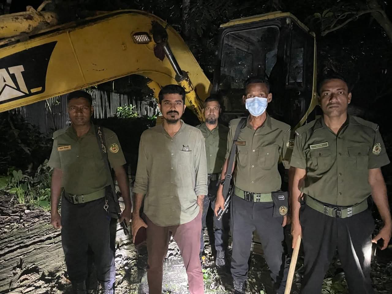 গভীর রাতে এসিল্যান্ডের অভিযান! গভীর রাতে এসিল্যান্ডের অভিযান!