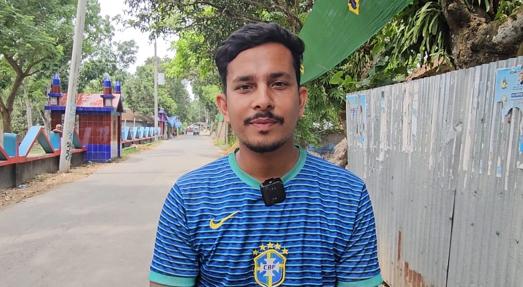 বিএনপি ক্ষমতায় এলেই বিশ্বকাপ জেতে ব্রাজিল—এবারও শিরোপার স্বপ্নে ৬০০ হাত পতাকা টানালেন সমর্থক বিএনপি ক্ষমতায় এলেই বিশ্বকাপ জেতে ব্রাজিল—এবারও শিরোপার স্বপ্নে ৬০০ হাত পতাকা টানালেন সমর্থক