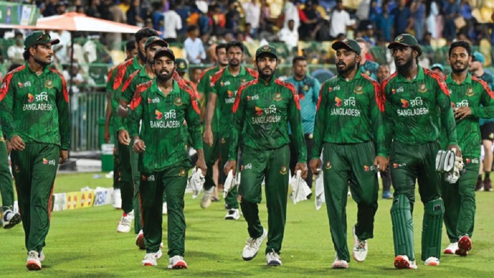 অস্ট্রেলিয়া সিরিজের দল ঘোষণা
