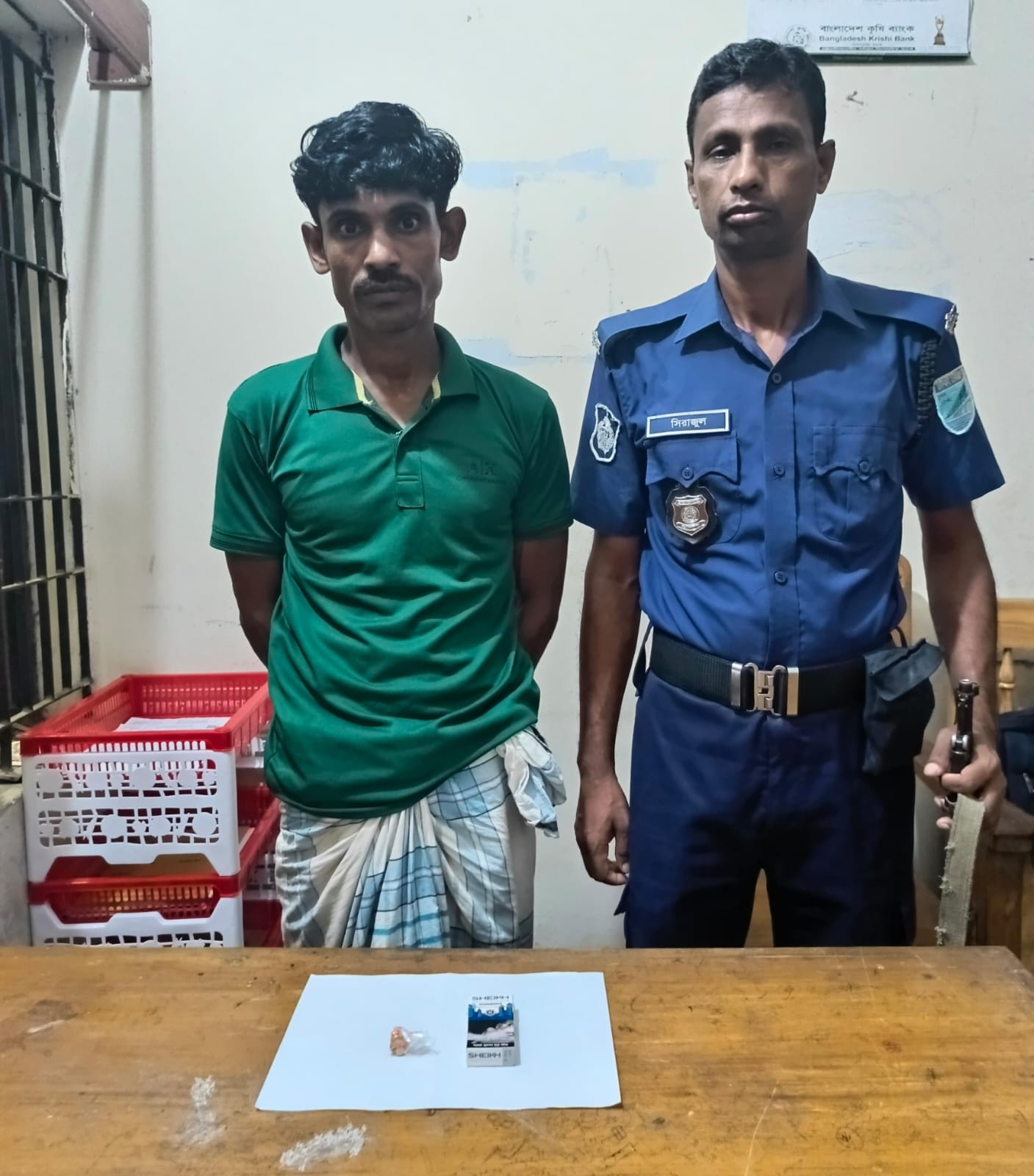 রাঙ্গামাটিতে ২০ পিস ইয়াবাসহ মাদক কারবারি গ্রেফতার রাঙ্গামাটিতে ২০ পিস ইয়াবাসহ মাদক কারবারি গ্রেফতার