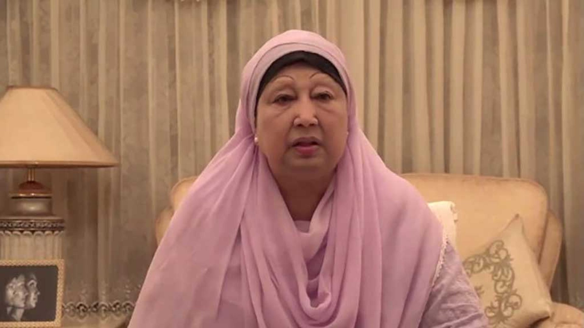 উপদেষ্টা পরিষদের বিশেষ সভায় বেগম জিয়ার জন্য দোয়া ও প্রার্থনা